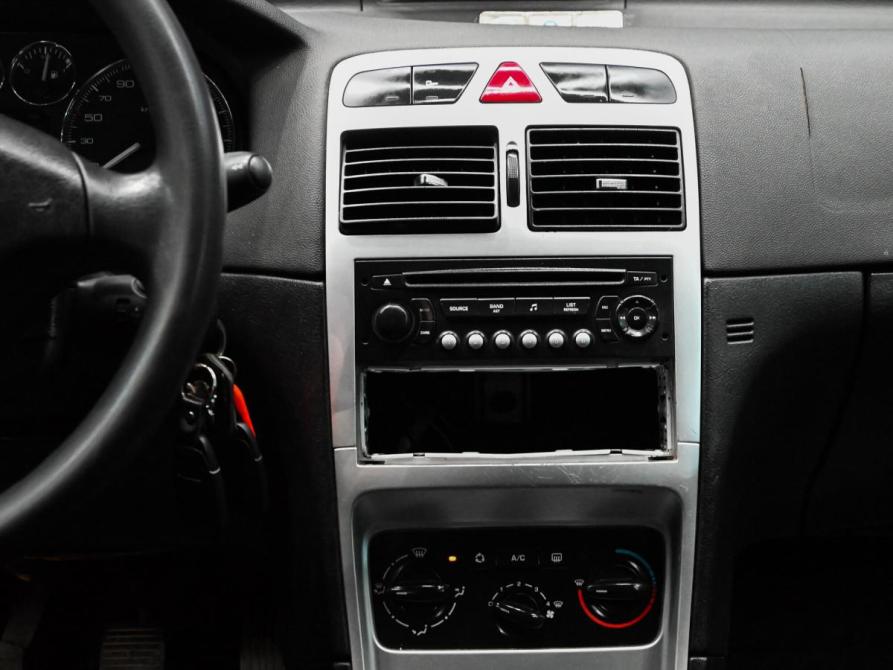 Peugeot 307 I Рестайлинг Екатеринбург  - изображение 12