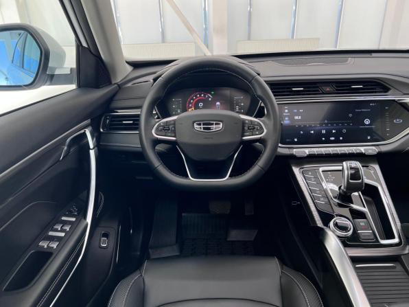 Geely Atlas Pro с пробегом 2023 года, цена 2 299 000 рублей, 15438 км, внедорожник, Автокод Объявления