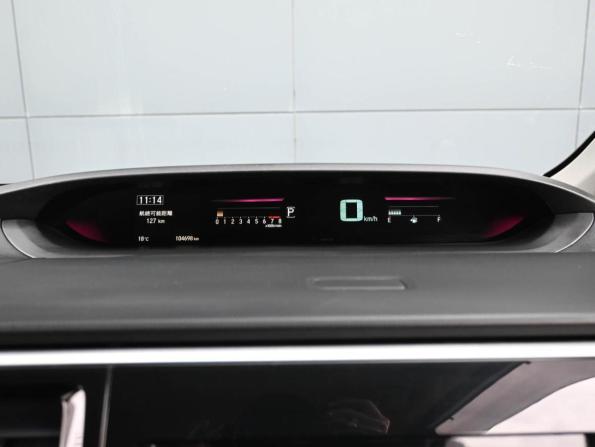 Honda Stepwgn V с пробегом 2015 года, цена 1 989 000 рублей, 104698 км, минивэн, Автокод Объявления