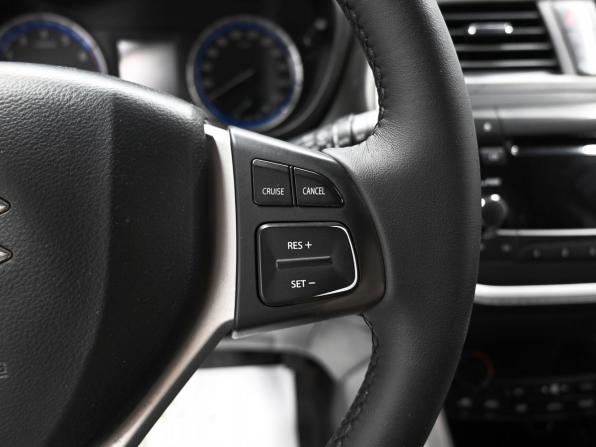 Suzuki SX4 II (S-Cross) с пробегом 2014 года, цена 795 000 рублей, 348782 км, хэтчбек, Автокод Объявления