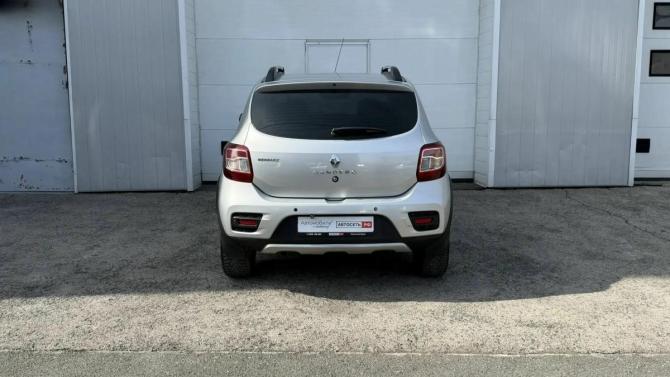 Renault Sandero II с пробегом 2016 года, цена 850 000 рублей, 132776 км, хэтчбек, Автокод Объявления