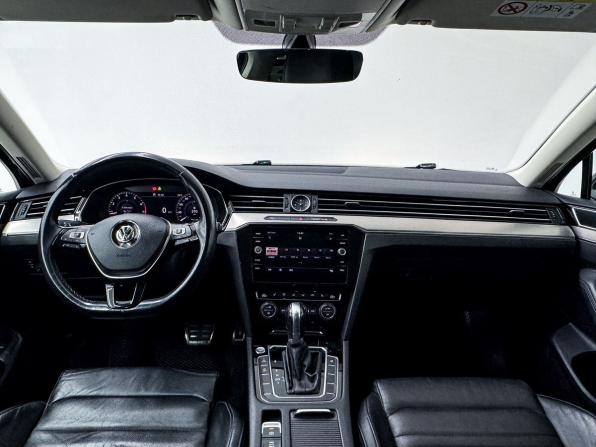 Volkswagen Passat B8 с пробегом 2019 года, цена 1 870 000 рублей, 226641 км, седан, Автокод Объявления