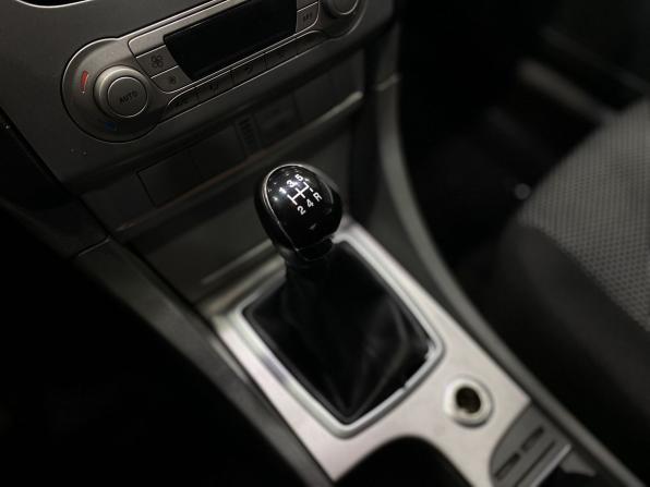 Ford Focus II Рестайлинг с пробегом 2010 года, цена 669 900 рублей, 161000 км, седан, Автокод Объявления