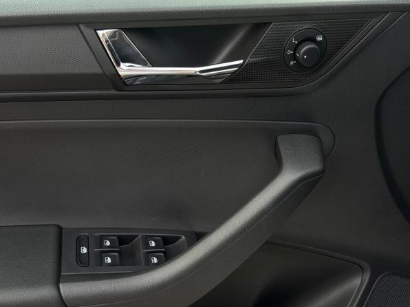 Skoda Rapid II с пробегом 2021 года, цена 1 781 000 рублей, 48840 км, лифтбек, Автокод Объявления