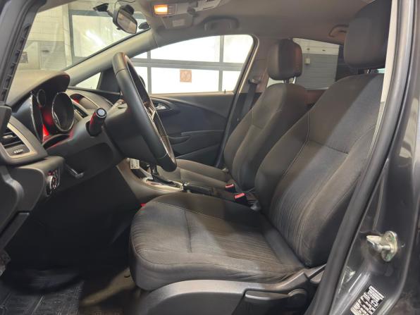 Opel Astra J с пробегом 2012 года, цена 599 000 рублей, 178000 км, хэтчбек, Автокод Объявления