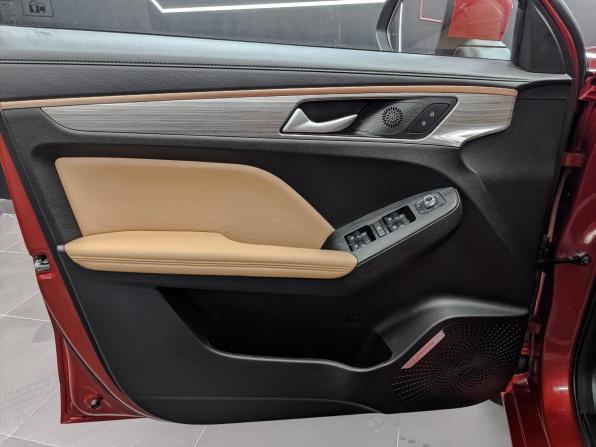 Haval Jolion I с пробегом 2023 года, цена 1 740 000 рублей, 59100 км, внедорожник, Автокод Объявления