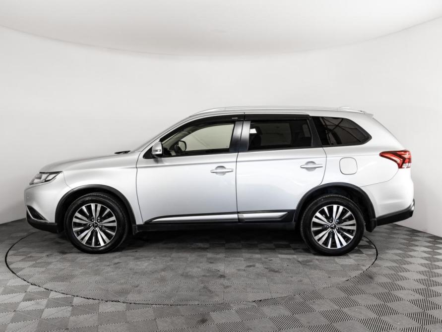 Mitsubishi Outlander III Рестайлинг 3 Санкт-Петербург  - изображение 9