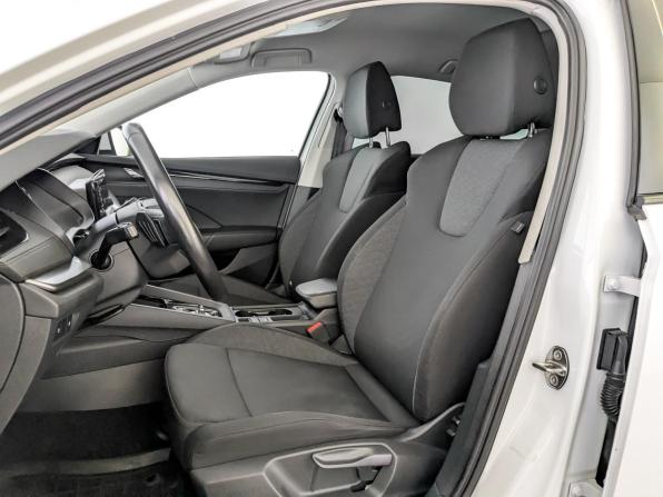 Skoda Octavia IV (A8) с пробегом 2021 года, цена 1 990 000 рублей, 116784 км, лифтбек, Автокод Объявления