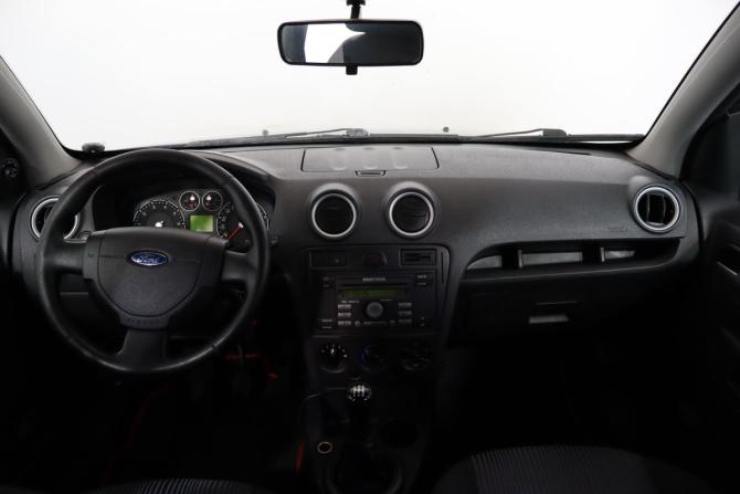 Ford Fusion I Рестайлинг с пробегом 2007 года, цена 199 000 рублей, 311000 км, хэтчбек, Автокод Объявления