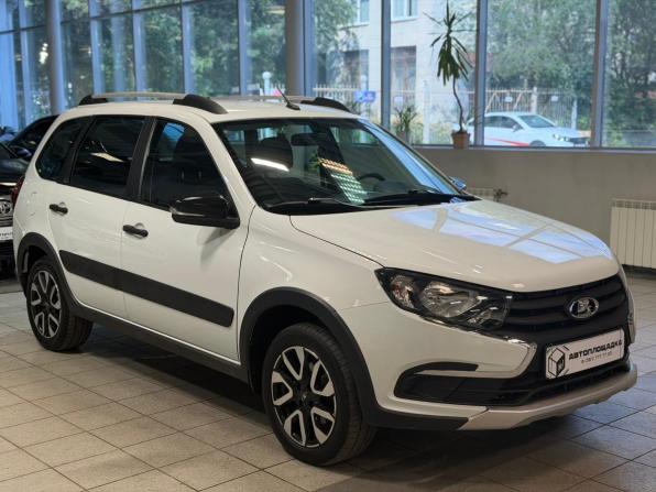 Lada (ВАЗ) Granta I Рестайлинг с пробегом 2024 года, цена 849 000 рублей, 61358 км, универсал, Автокод Объявления