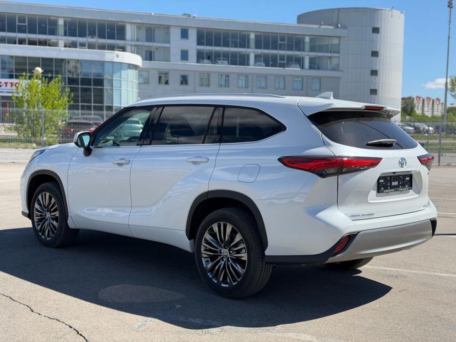 Toyota Highlander IV (XU70) Казань  - изображение 4