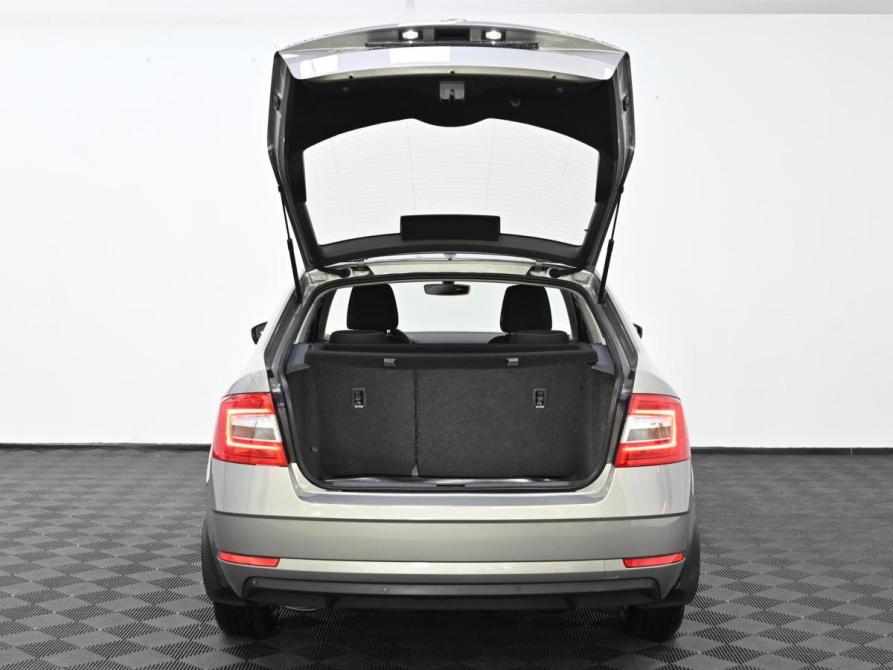 Skoda Octavia III (A7) Рестайлинг Москва  - изображение 5