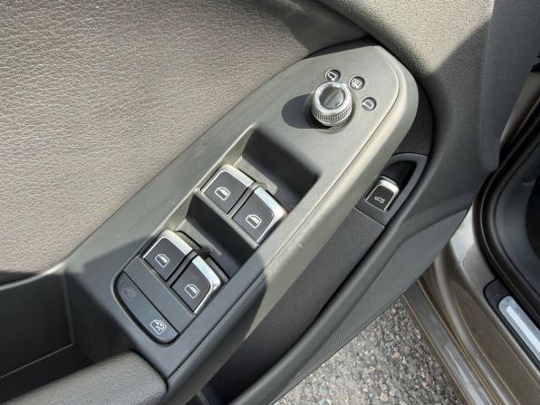 Audi A4 IV (B8) Рестайлинг с пробегом 2014 года, цена 1 575 000 рублей, 152984 км, седан, Автокод Объявления