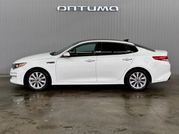 Kia Optima IV с пробегом 2017 года, цена 1 687 000 рублей, 195000 км, седан, Автокод Объявления