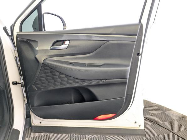 Hyundai Santa Fe IV Рестайлинг с пробегом 2022 года, цена 3 550 000 рублей, 49228 км, внедорожник, Автокод Объявления
