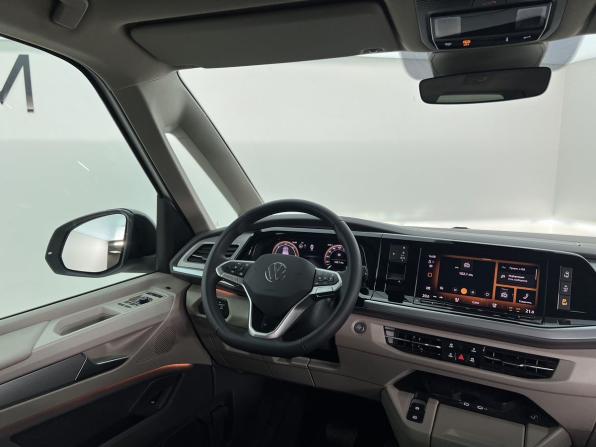 Volkswagen Multivan T7 с пробегом 2025 года, цена 9 975 000 рублей, 5109 км, минивэн, Автокод Объявления
