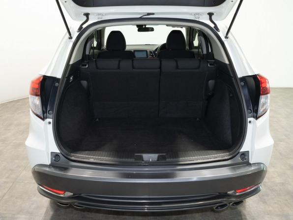 Honda Vezel I с пробегом 2014 года, цена 1 700 000 рублей, 122000 км, внедорожник, Автокод Объявления