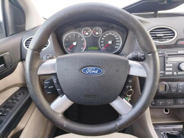 Ford Focus II с пробегом 2006 года, цена 200 000 рублей, 323000 км, седан, Автокод Объявления
