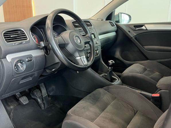 Volkswagen Golf VI с пробегом 2010 года, цена 720 000 рублей, 169865 км, хэтчбек, Автокод Объявления