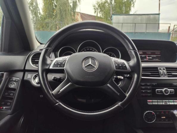 Mercedes-Benz C-Класс III (W204) Рестайлинг с пробегом 2013 года, цена 1 440 000 рублей, 97154 км, седан, Автокод Объявления