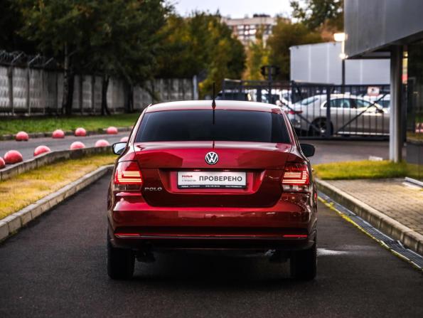 Volkswagen Polo V Рестайлинг с пробегом 2015 года, цена 879 777 рублей, 152000 км, седан, Автокод Объявления