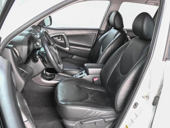 Toyota RAV4 III (XA30) Рестайлинг с пробегом 2011 года, цена 1 565 000 рублей, 192898 км, внедорожник, Автокод Объявления