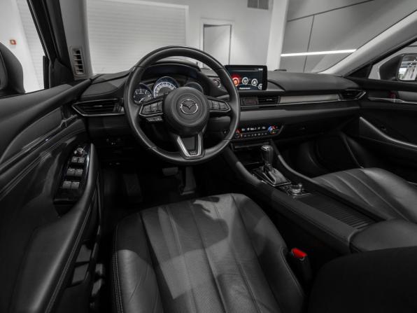 Mazda 6 III (GJ) Рестайлинг 2 с пробегом 2021 года, цена 3 040 000 рублей, 53065 км, седан, Автокод Объявления