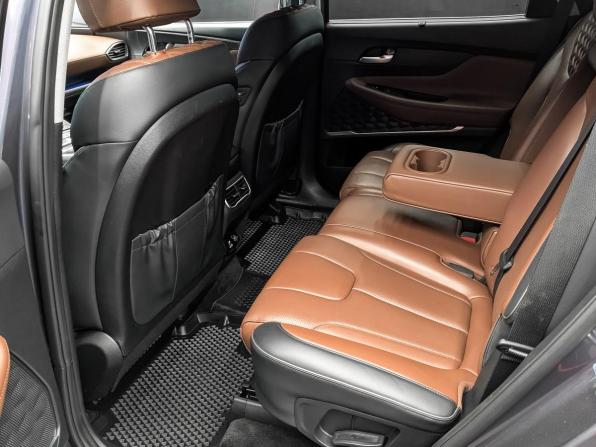 Hyundai Santa Fe IV Рестайлинг с пробегом 2021 года, цена 3 650 000 рублей, 63121 км, внедорожник, Автокод Объявления