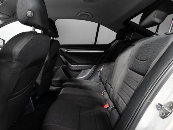 Skoda Octavia III (A7) с пробегом 2013 года, цена 1 268 900 рублей, 142704 км, лифтбек, Автокод Объявления