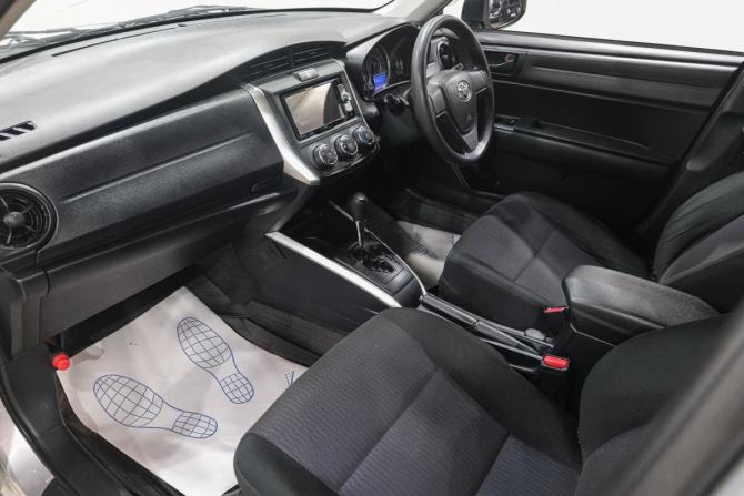 Toyota Corolla XI (E160 E170 E180) с пробегом 2018 года, цена 1 449 000 рублей, 111000 км, универсал, Автокод Объявления