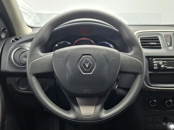 Renault Logan II с пробегом 2015 года, цена 679 000 рублей, 177709 км, седан, Автокод Объявления
