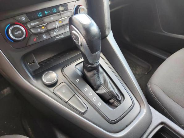 Ford Focus III Рестайлинг с пробегом 2015 года, цена 860 000 рублей, 159155 км, хэтчбек, Автокод Объявления