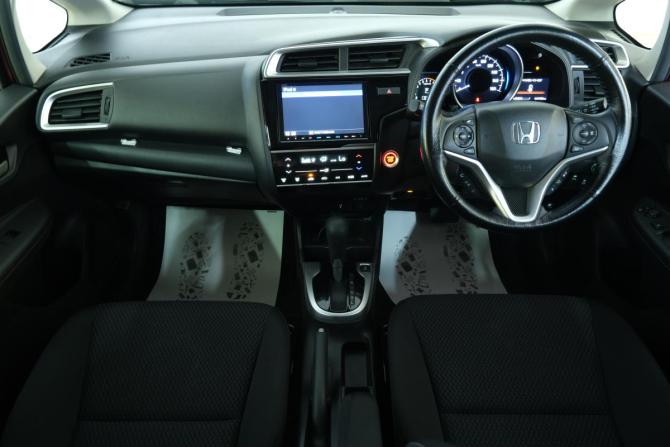 Honda Fit III Рестайлинг с пробегом 2019 года, цена 1 499 000 рублей, 41600 км, хэтчбек, Автокод Объявления