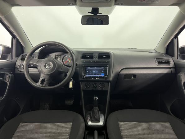 Volkswagen Polo V с пробегом 2015 года, цена 799 000 рублей, 249324 км, седан, Автокод Объявления