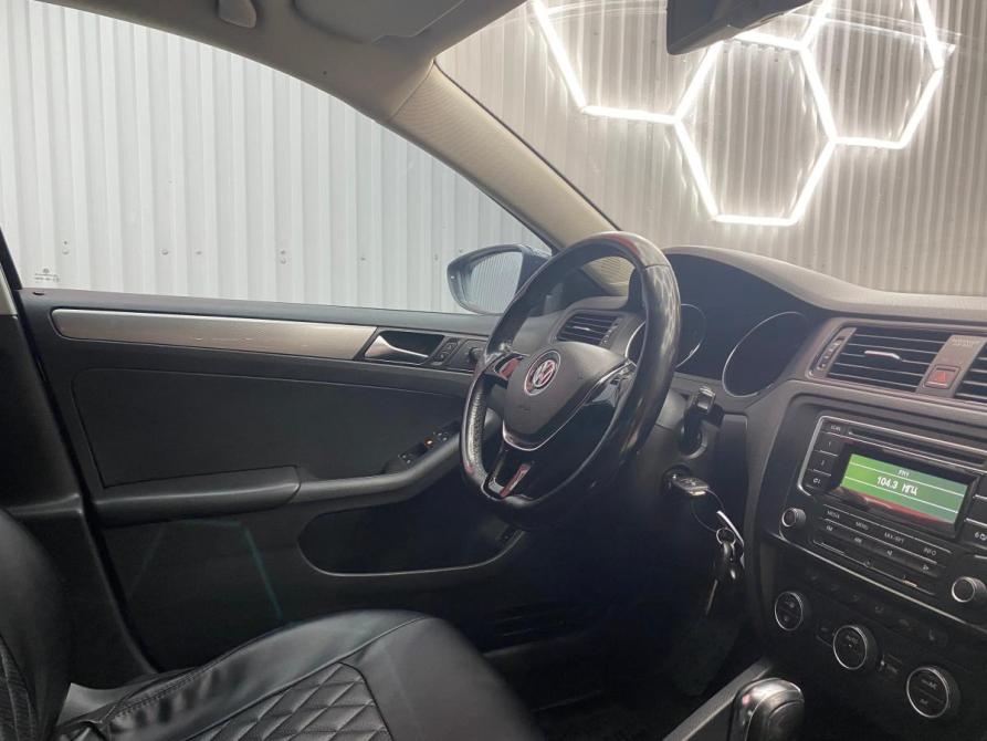 Volkswagen Jetta VI Рестайлинг Альметьевск  - изображение 32
