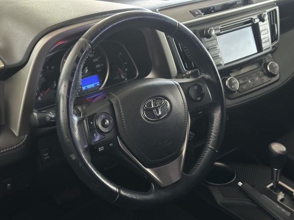 Toyota RAV4 IV (XA40) с пробегом 2014 года, цена 1 635 000 рублей, 180441 км, внедорожник, Автокод Объявления