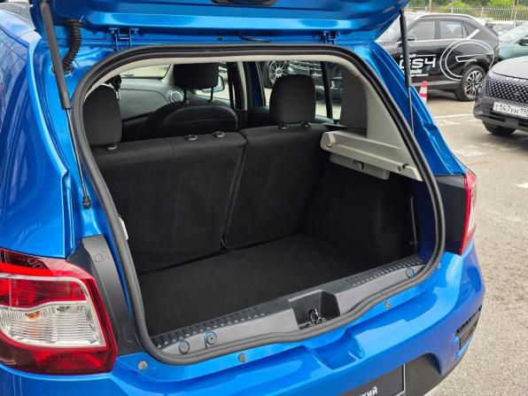 Renault Sandero II с пробегом 2015 года, цена 1 140 000 рублей, 70687 км, хэтчбек, Автокод Объявления