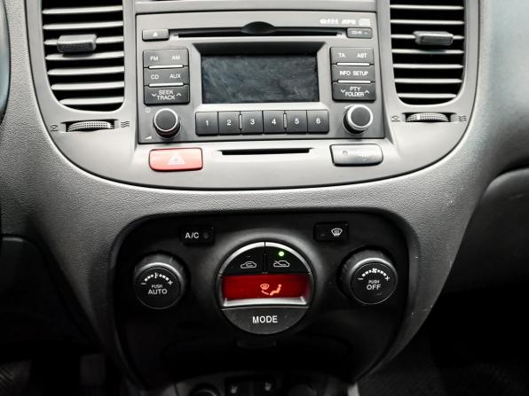 Kia Rio II Рестайлинг с пробегом 2010 года, цена 450 000 рублей, 243129 км, седан, Автокод Объявления