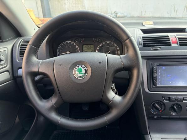 Skoda Octavia II (A5) с пробегом 2007 года, цена 580 000 рублей, 160245 км, лифтбек, Автокод Объявления