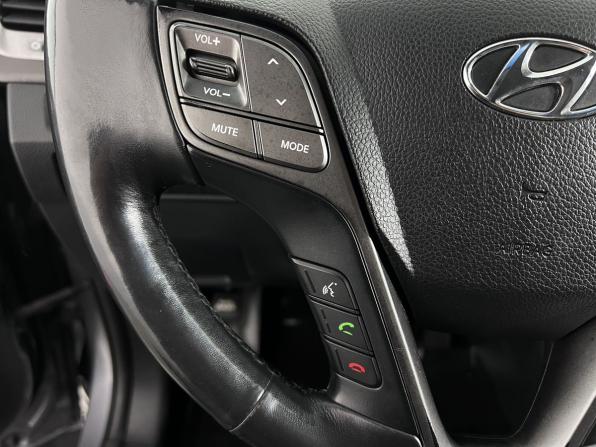 Hyundai Santa Fe III Рестайлинг с пробегом 2016 года, цена 1 799 000 рублей, 135137 км, внедорожник, Автокод Объявления