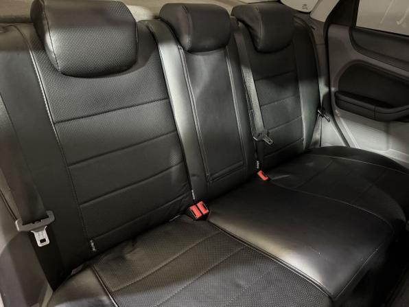 Ford Focus II Рестайлинг с пробегом 2008 года, цена 389 000 рублей, 276767 км, седан, Автокод Объявления