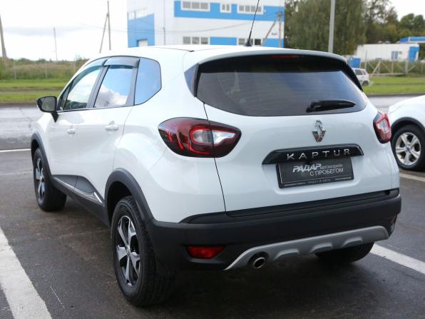 Renault Kaptur I с пробегом 2017 года, цена 1 081 000 рублей, 415000 км, внедорожник, Автокод Объявления