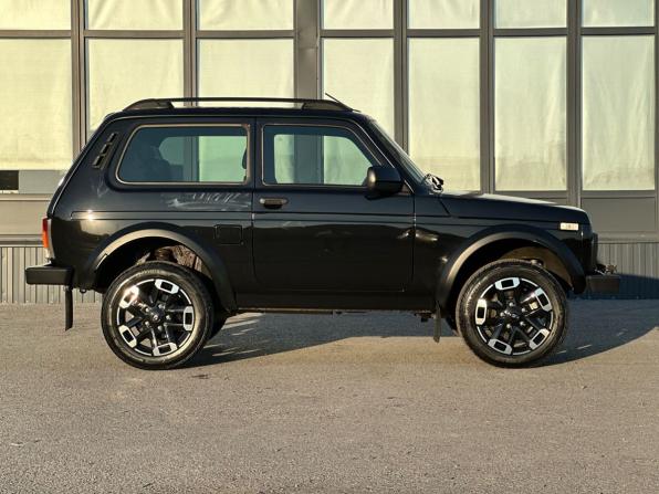 Lada (ВАЗ) Niva Legend I с пробегом 2025 года, цена 1 495 000 рублей, 8988 км, внедорожник, Автокод Объявления