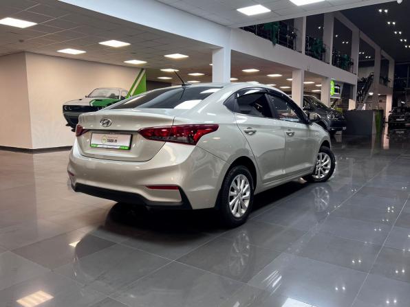 Hyundai Solaris II с пробегом 2018 года, цена 1 545 000 рублей, 89195 км, седан, Автокод Объявления