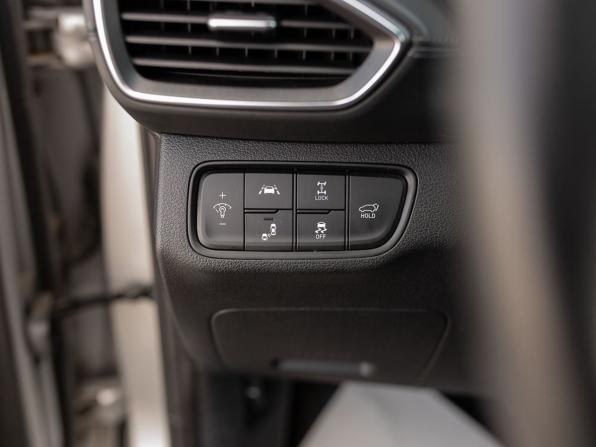 Hyundai Santa Fe IV с пробегом 2020 года, цена 3 000 000 рублей, 128610 км, внедорожник, Автокод Объявления