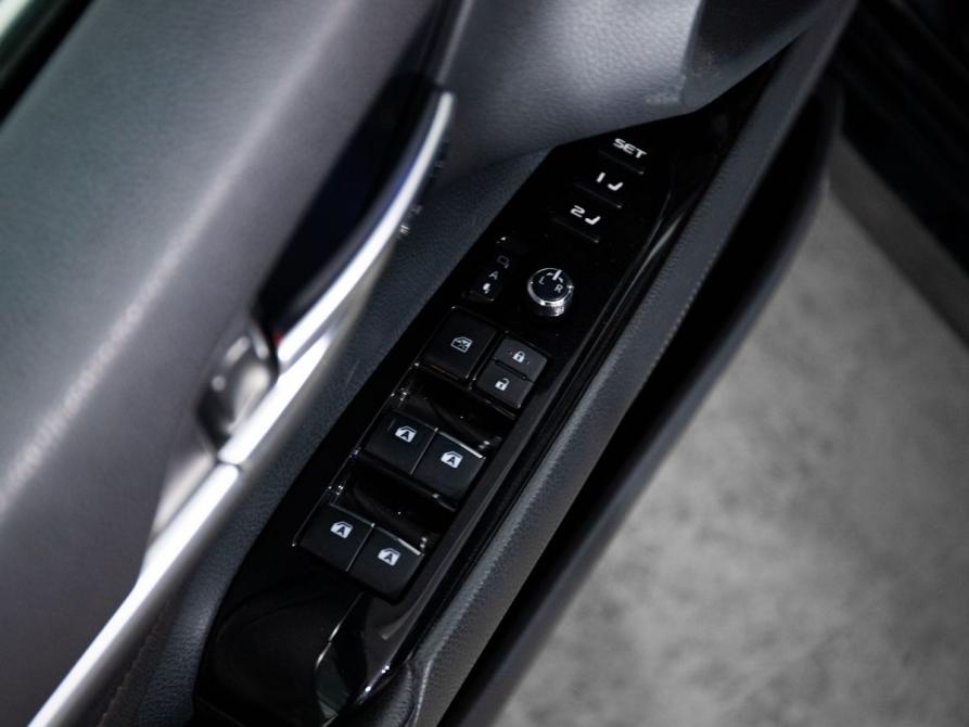 Toyota Camry VIII (XV70) Иркутск  - изображение 17