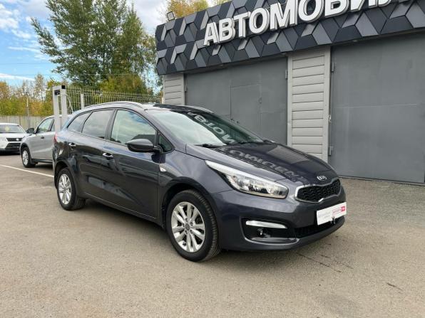 Kia Ceed II Рестайлинг с пробегом 2017 года, цена 1 384 732 рубля, 143316 км, универсал, Автокод Объявления