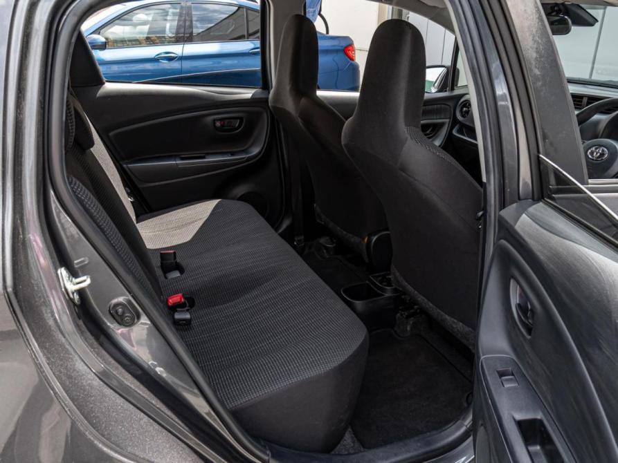 Toyota Vitz III (XP130) Рестайлинг 2 Краснодар  - изображение 11