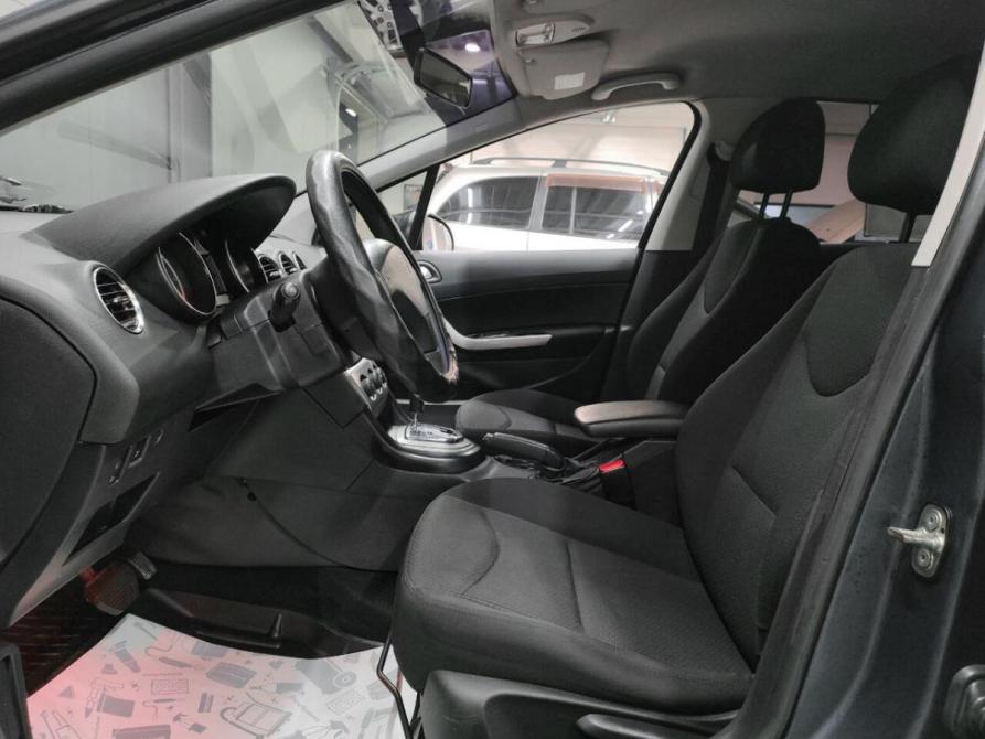 Peugeot 408 I Красноярск  - изображение 8
