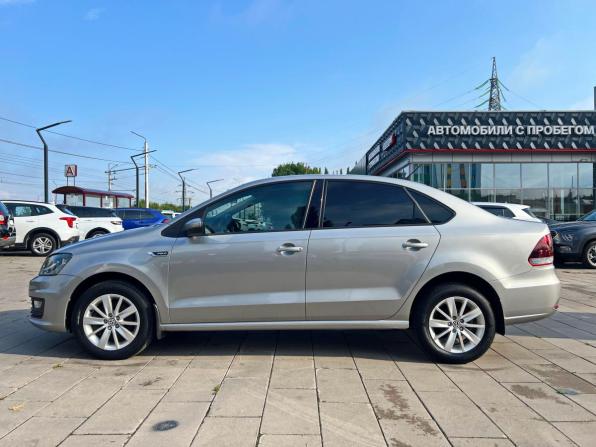 Volkswagen Polo V Рестайлинг с пробегом 2018 года, цена 1 232 800 рублей, 151289 км, седан, Автокод Объявления